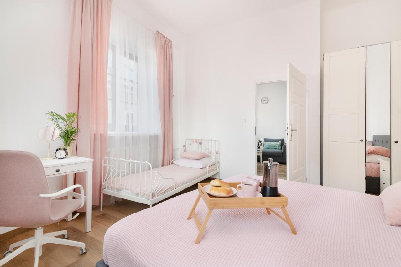 Easy Rent - Old Town